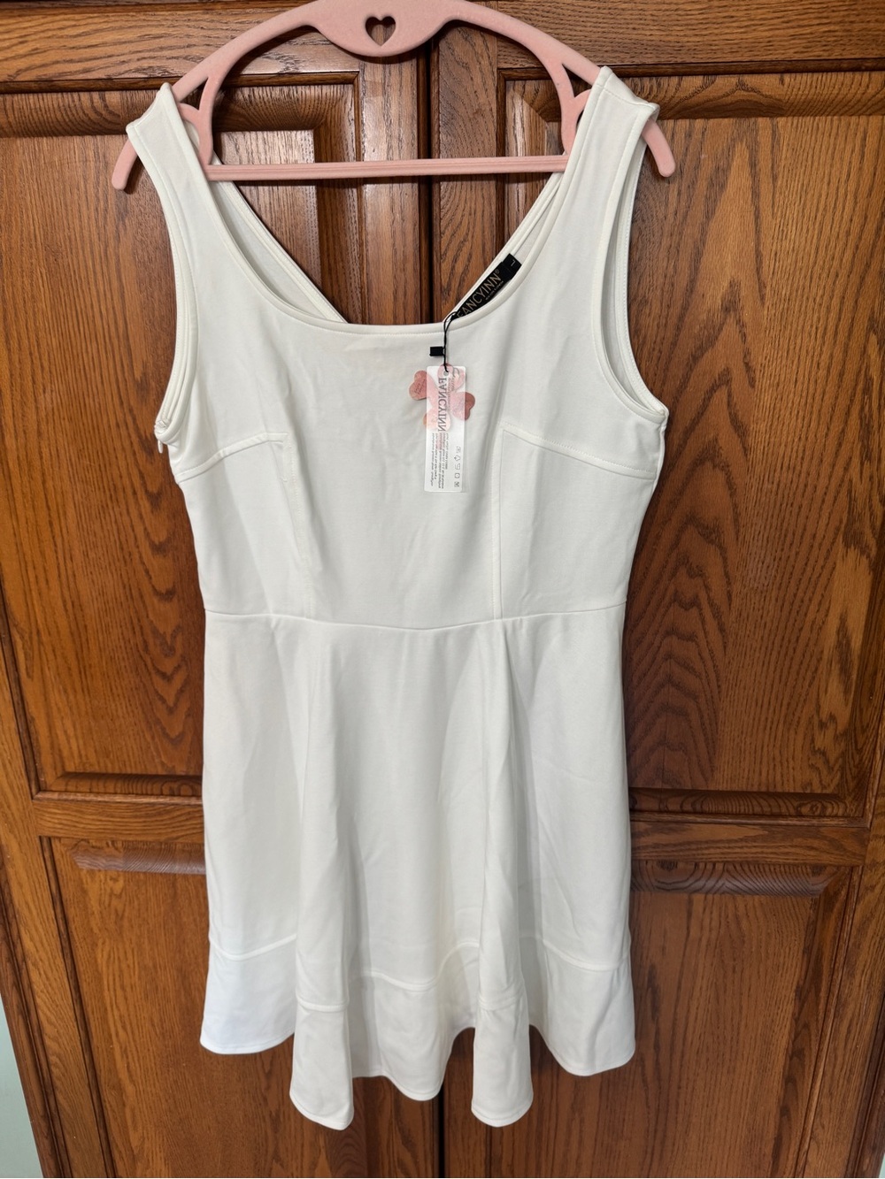 Fancyinn White Scoop Neck Dress